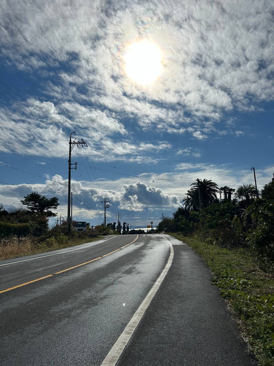 路途景色-太陽與公路