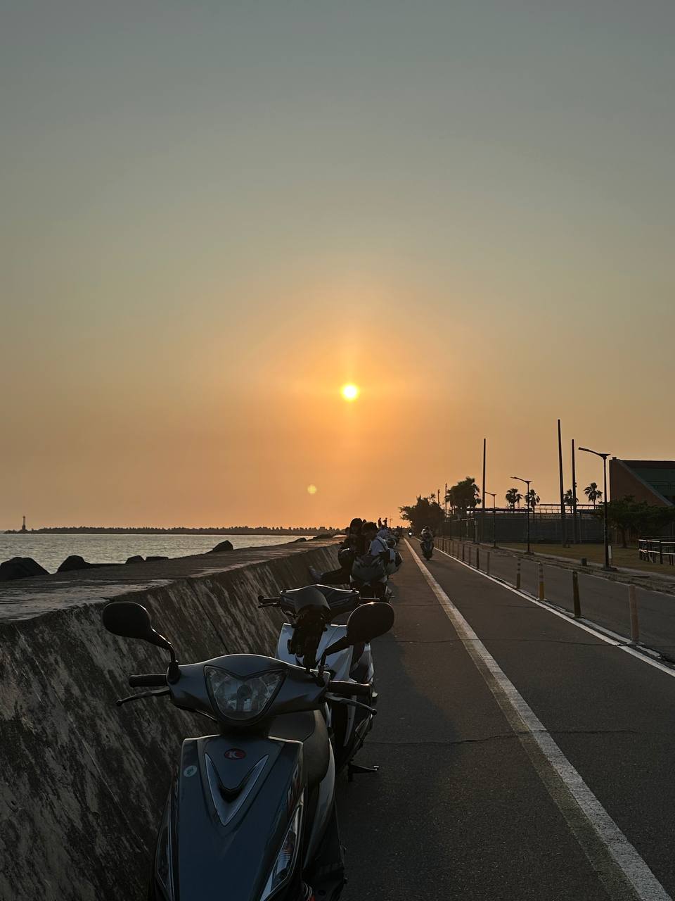 西子灣夕照觀景坡堤