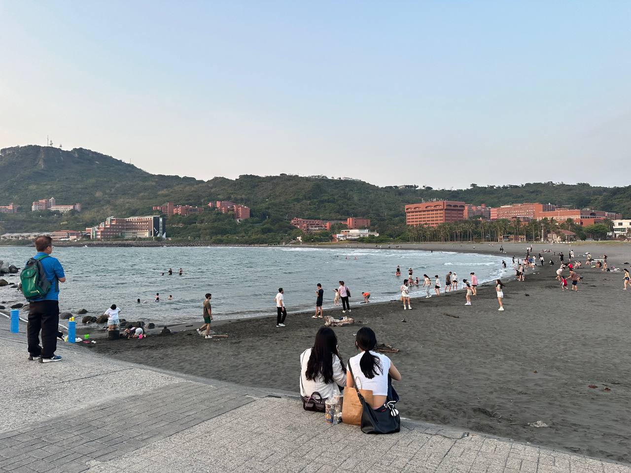 西子灣海灘